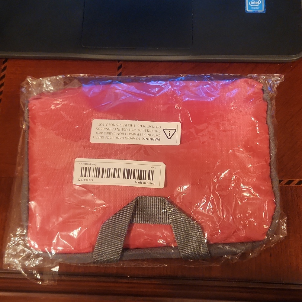 Bag-In-A-Bag Travel Tote. Water-Resistant Bag. NWT
